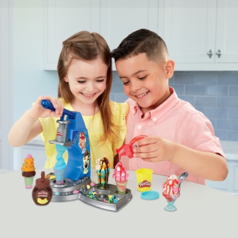 e6688_ls_pd_drizzy-ice-cream-playset-4